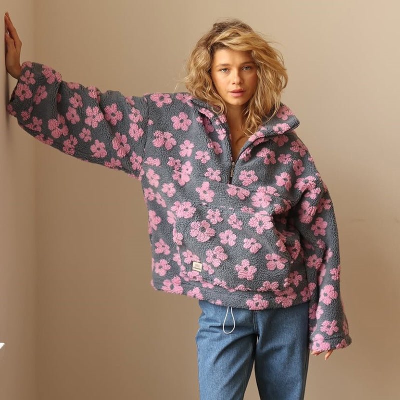 Chaqueta oversize de borreguillo floral con media cremallera