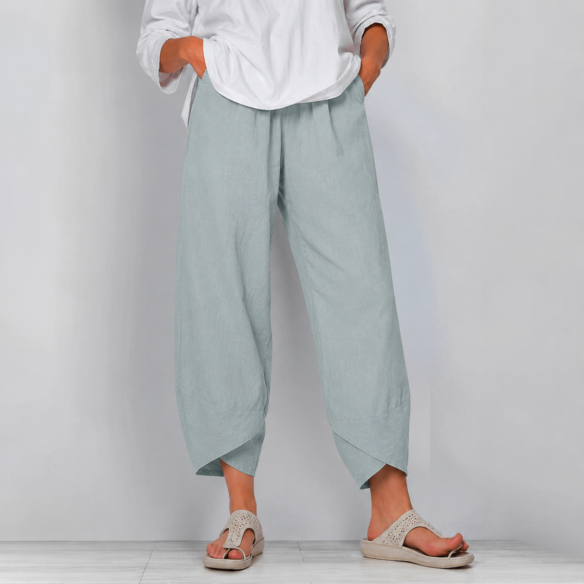Pantalones anchos holgados con bajo asimétrico