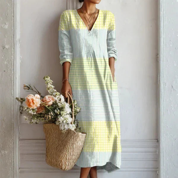 Vestido largo holgado con estampado atrevido y escote en V