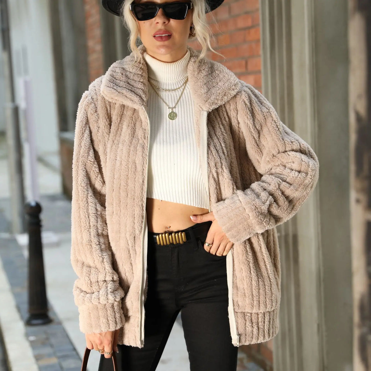 Chaqueta texturizada y acogedora para mujer