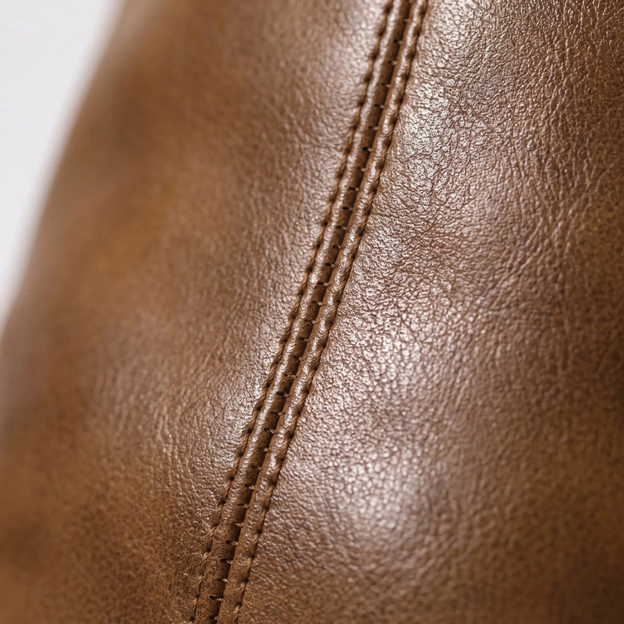 Botas altas hasta la rodilla color camel con tacón ancho