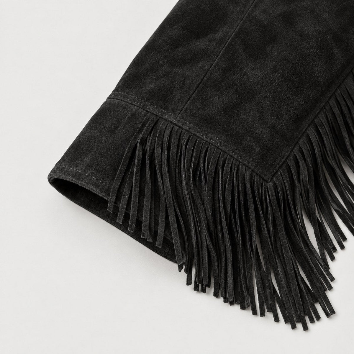 Chaqueta de flecos corta entallada con botones metálicos