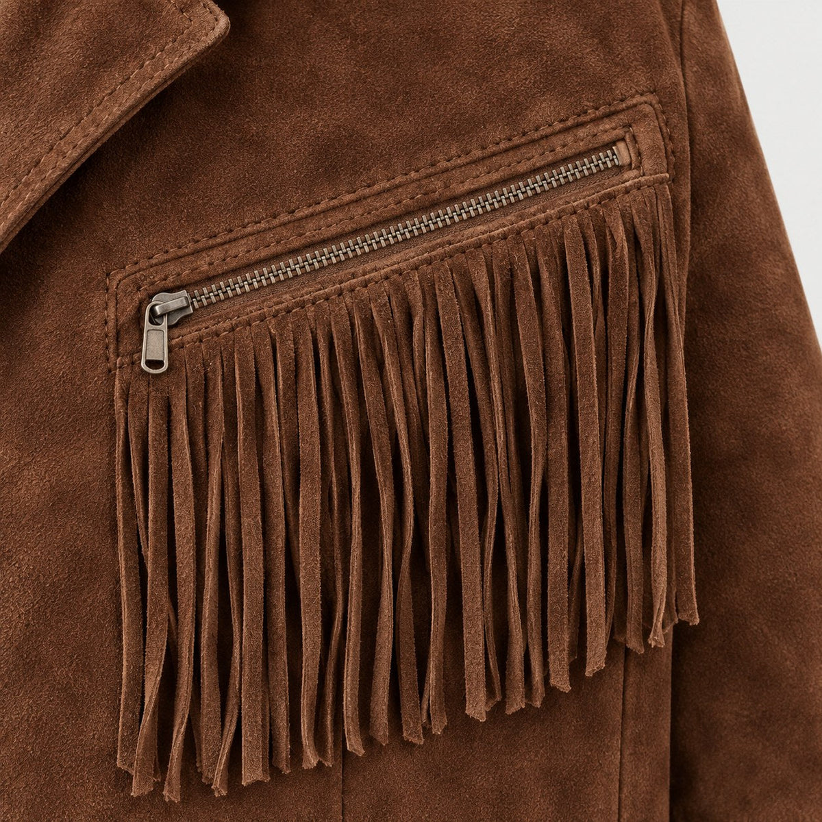 Chaqueta de flecos corta entallada con botones metálicos
